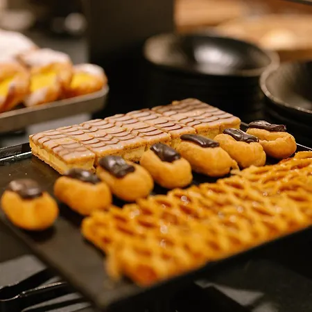 Cocoon אוסטנדה