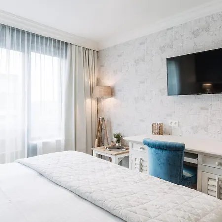 Cocoon Hotel 4*