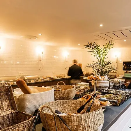 فندق Cocoon 4*