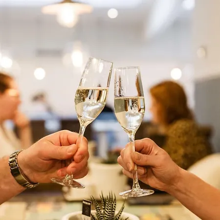 Cocoon 4* 奥斯滕德